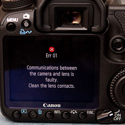 -نمایندگی-تعمیرات-سونی-در-مشهد-تعمیرات-برطرف-کردن-خطای-نرم-افزاری-دوربین-سونی